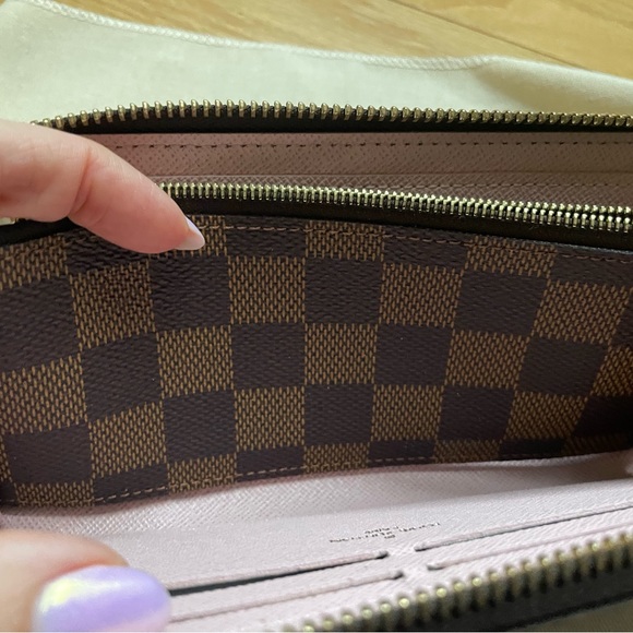 Louis Vuitton Clemence Wallet - Picture 14 of 14